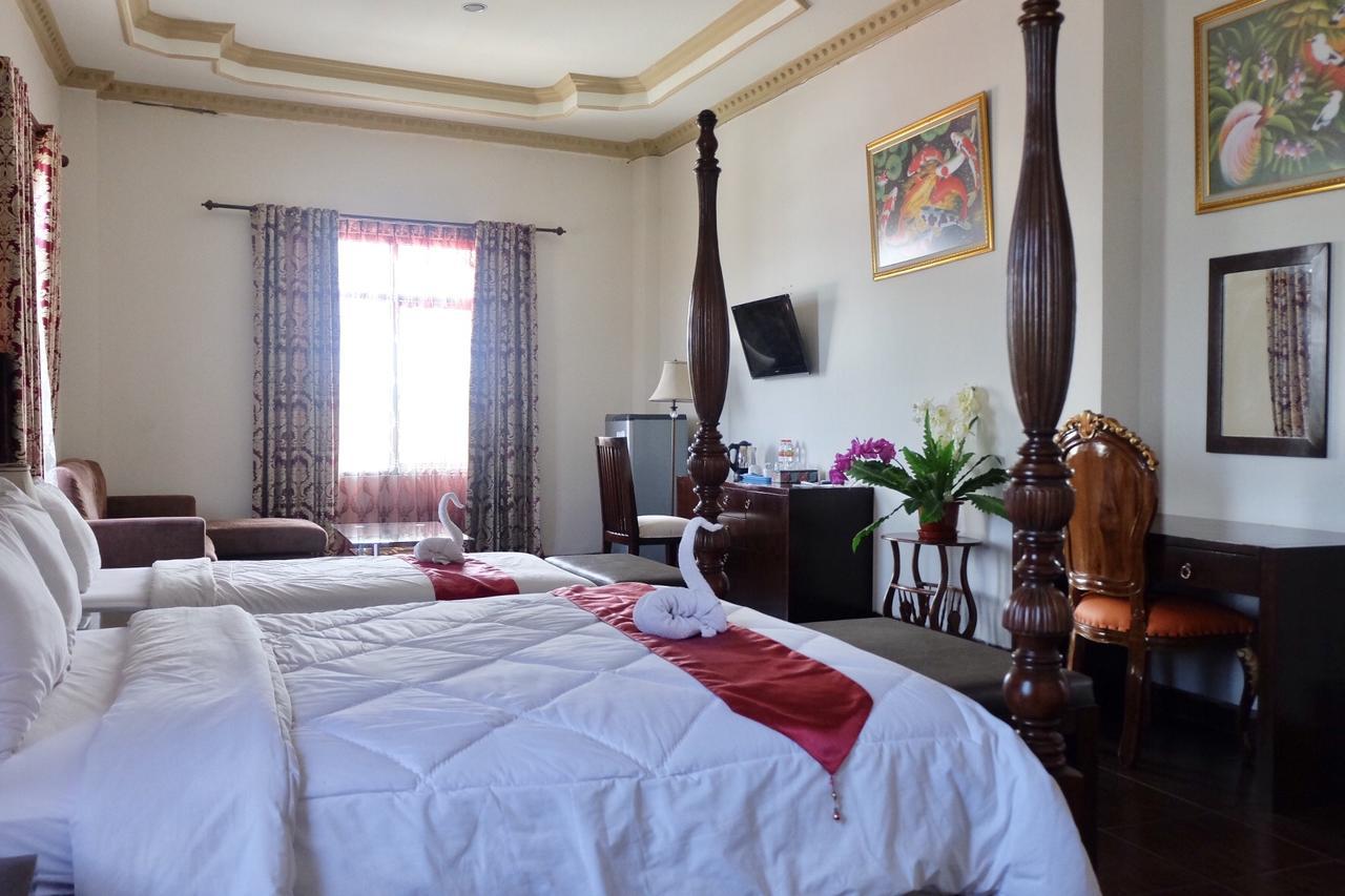 Syafira Hotel Langgur Exteriér fotografie